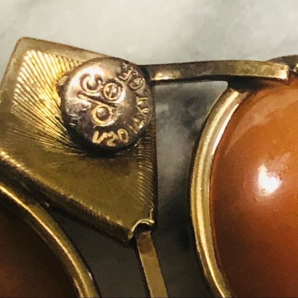 VTG Curtis Cameo DCE 14k Gold Filled Double Shell Cameo Brooch 2.4” - Picture 5 of 6